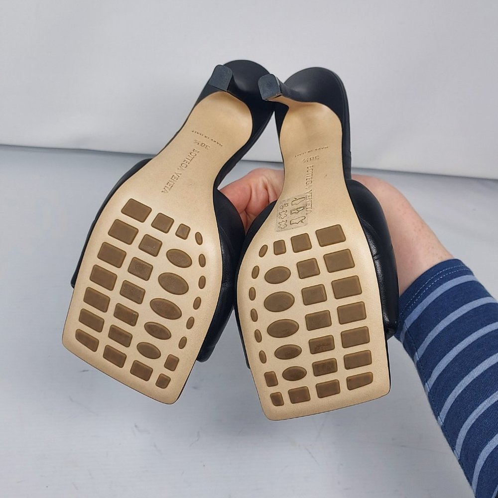 BOTTEGA VENETA Black Lido Square Toe Heeled Sandals - Picture 3 of 8